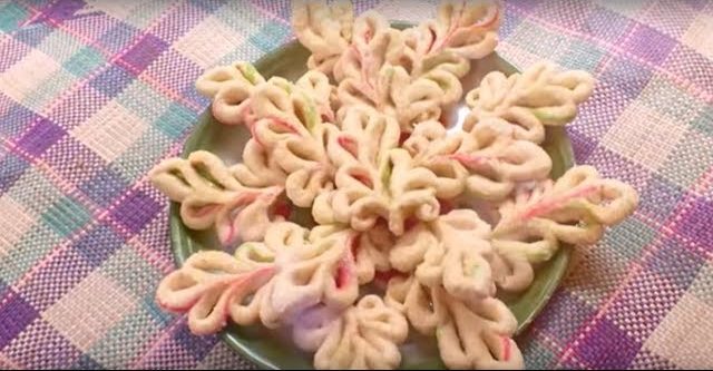 Kue Bungong Kayee