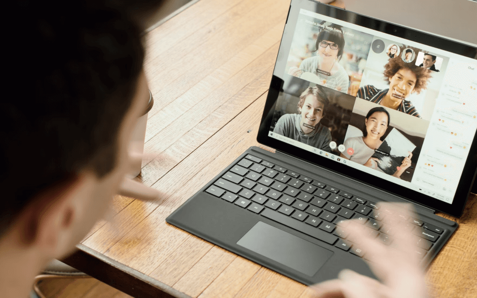 Mengelola Ekspektasi dan Revisi