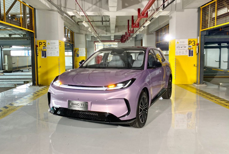 BAIC T1 vs Lepas E4